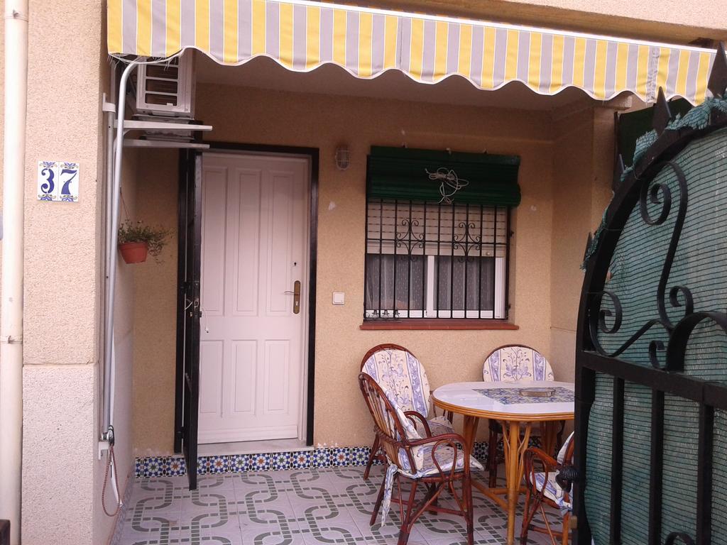 Apartement A La Mata تورّيفيِخا المظهر الخارجي الصورة