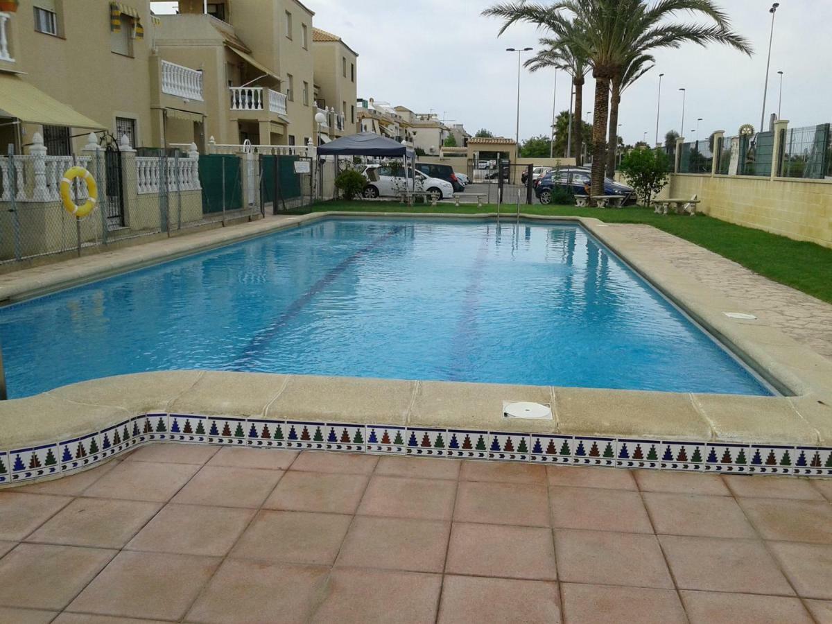 Apartement A La Mata تورّيفيِخا المظهر الخارجي الصورة